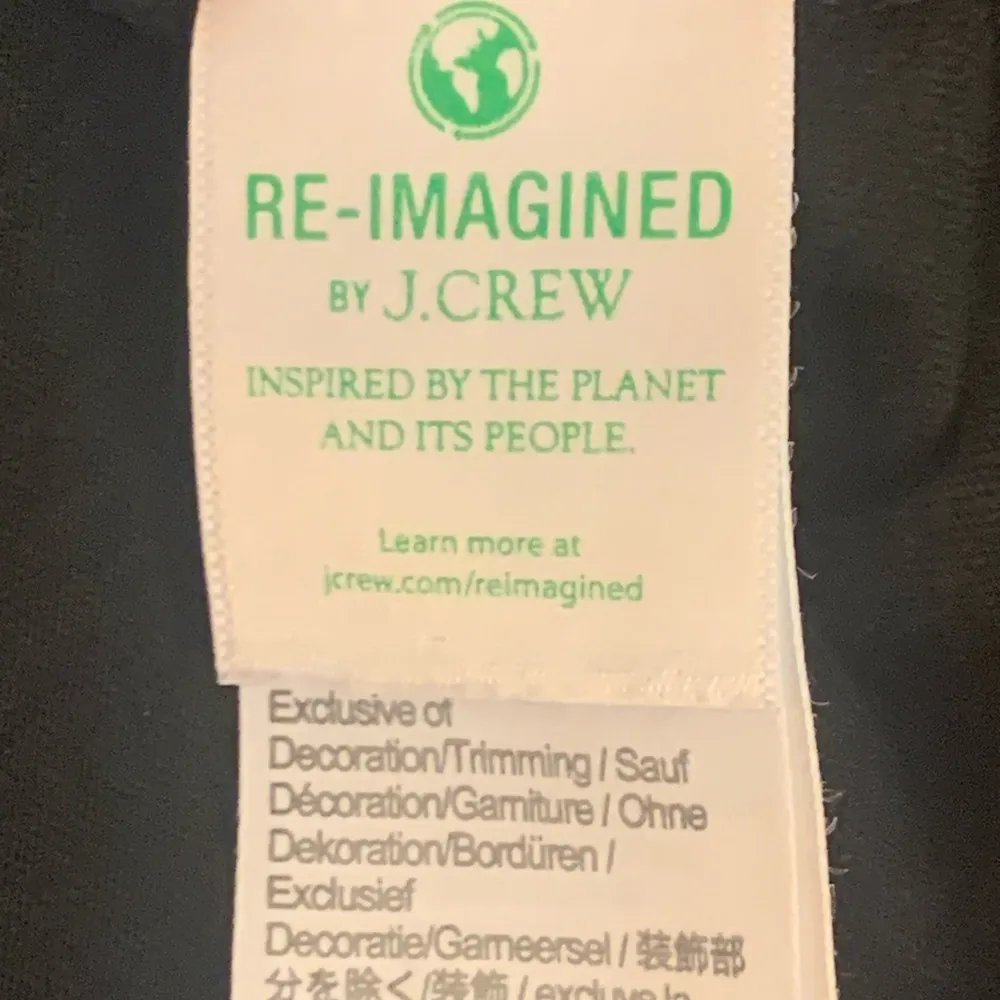 J.crew women’s medium top. navy ruffle stripe front sleeveless embroidered - Image 5