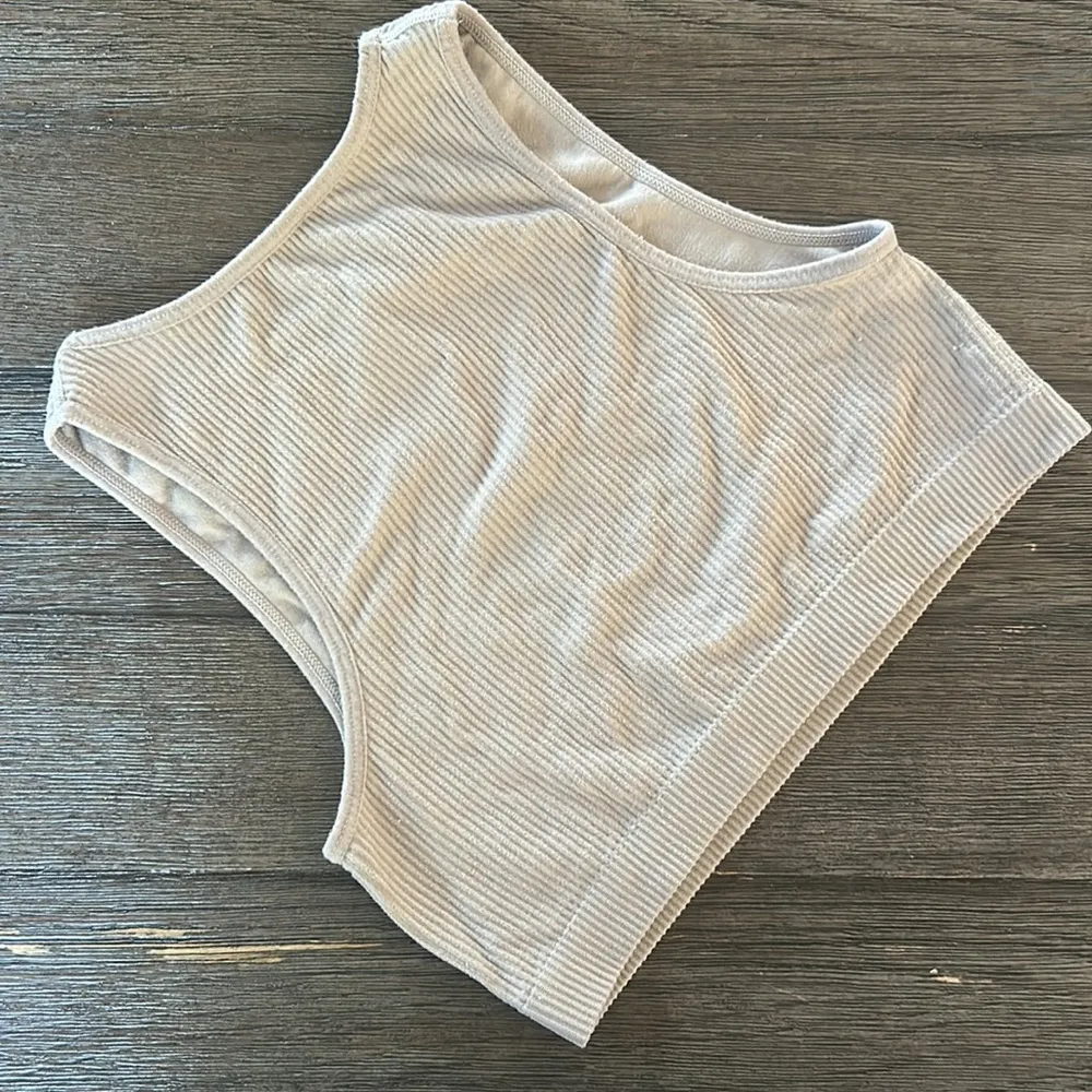 Women's GARAGE Light Tan Ribbed Sports Bra - Image 3