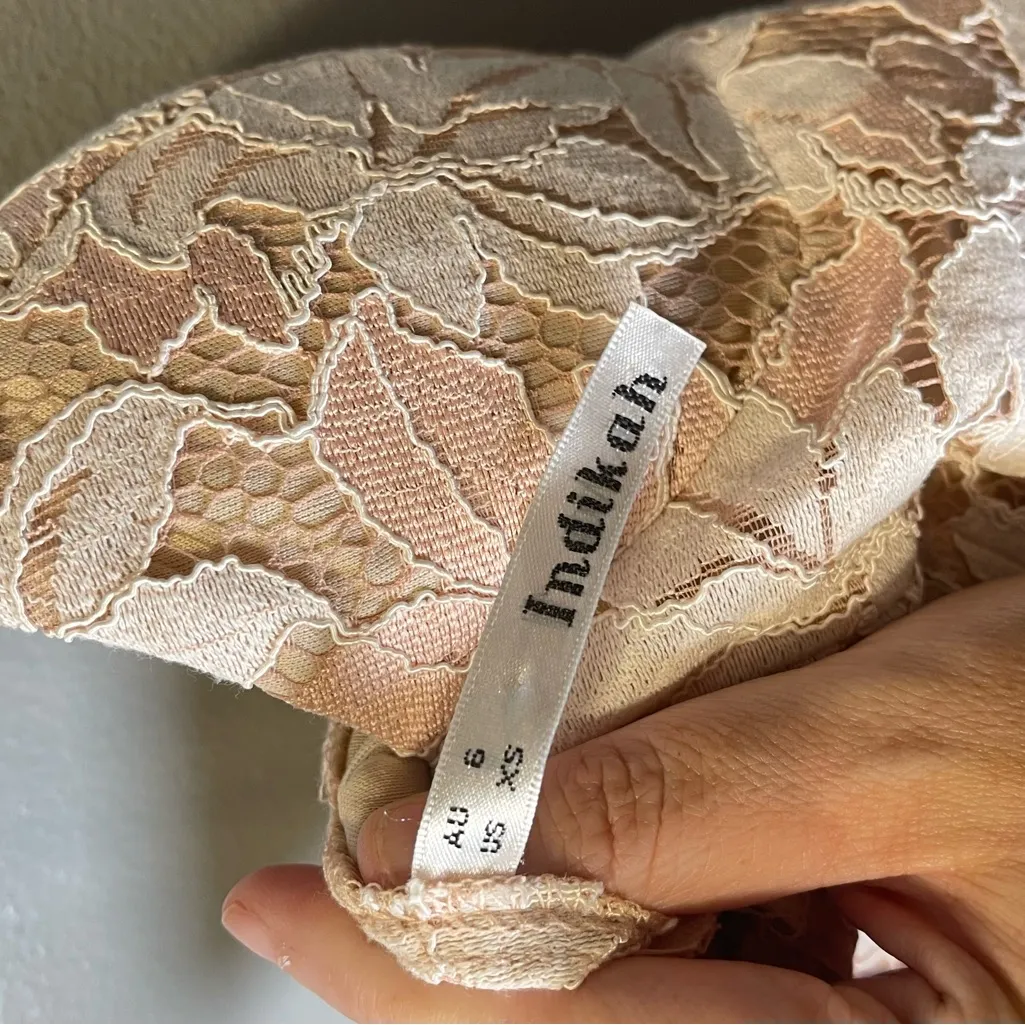 Selfie Leslie MAKE MEMORIES MOLDED BUST LACE‎ MINI DRESS WHITE/BEIGE Size XS - Image 4