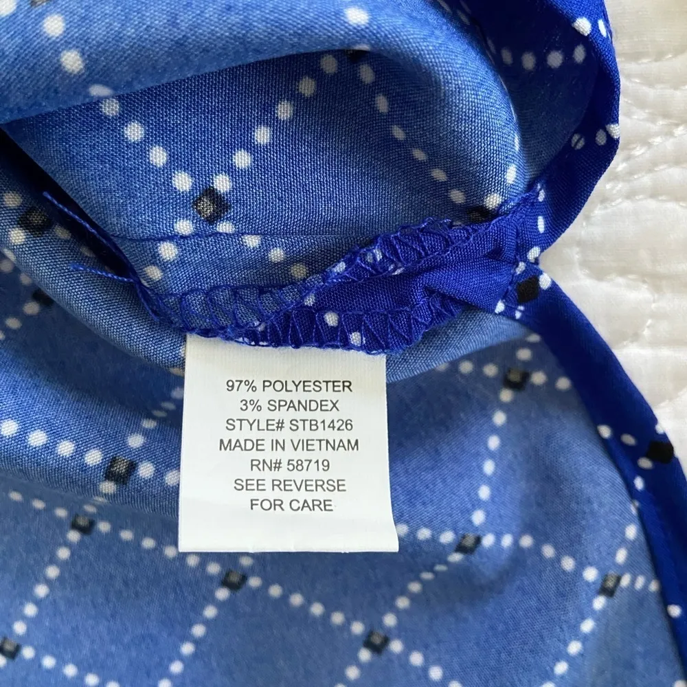 036 Notations Blue and White Patterned Long Sleeve Button Up Blouse​​ - Image 4