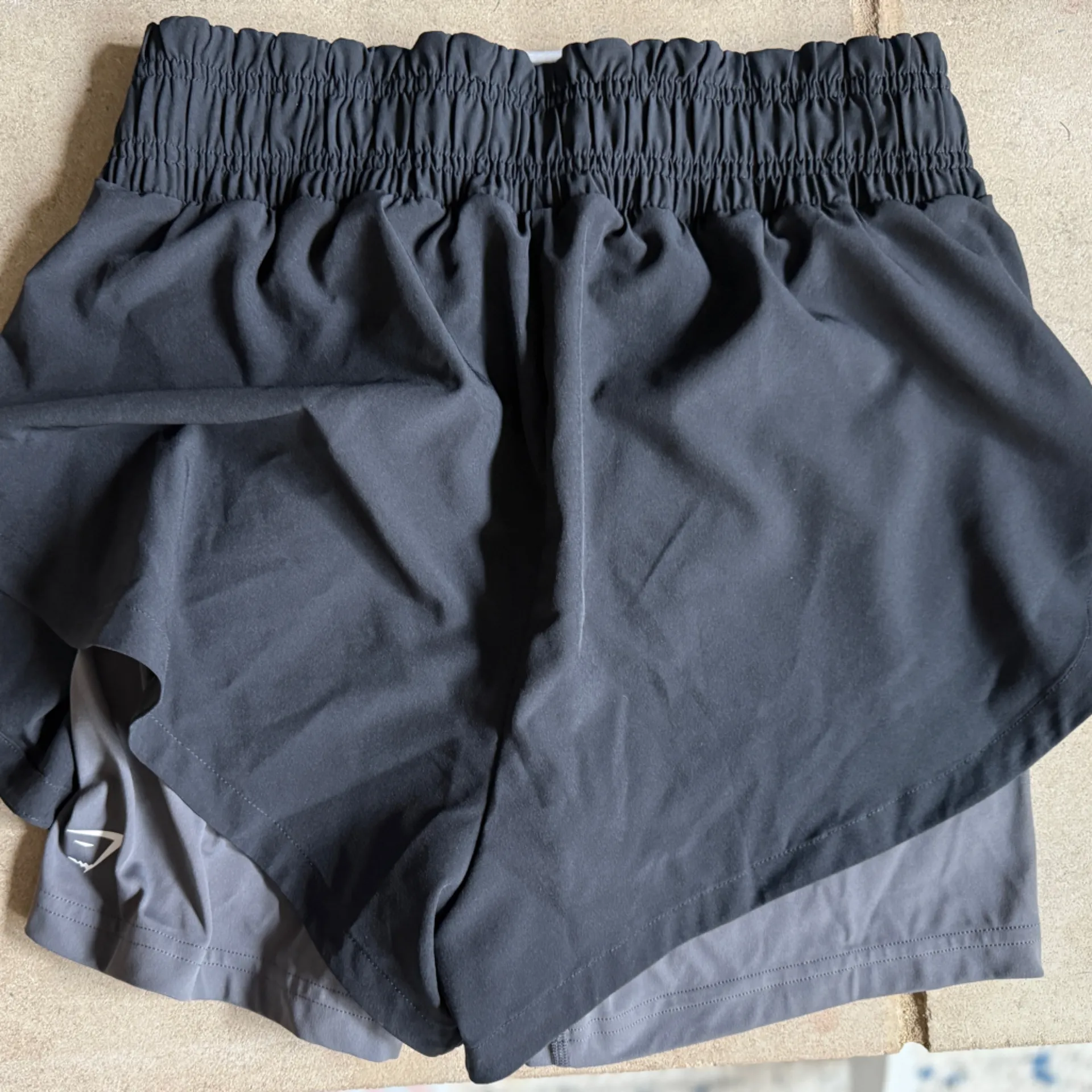 💕 2/$35 💕 NWOT Gymshark 2-in-1 Black and Gray running shorts, size S. - Image 2