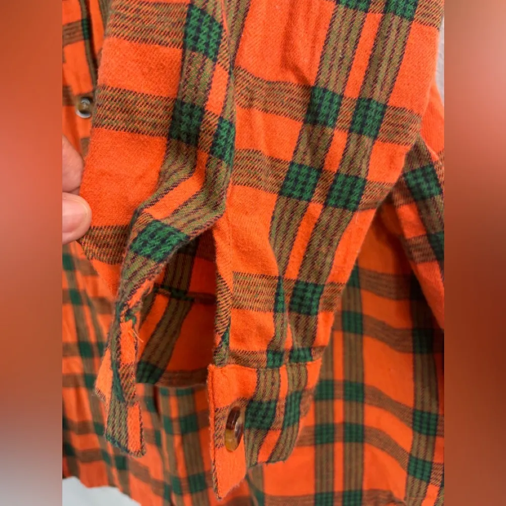SHEIN 2X Classic Flannel Plaid Shirt in Green n Orange - Image 3