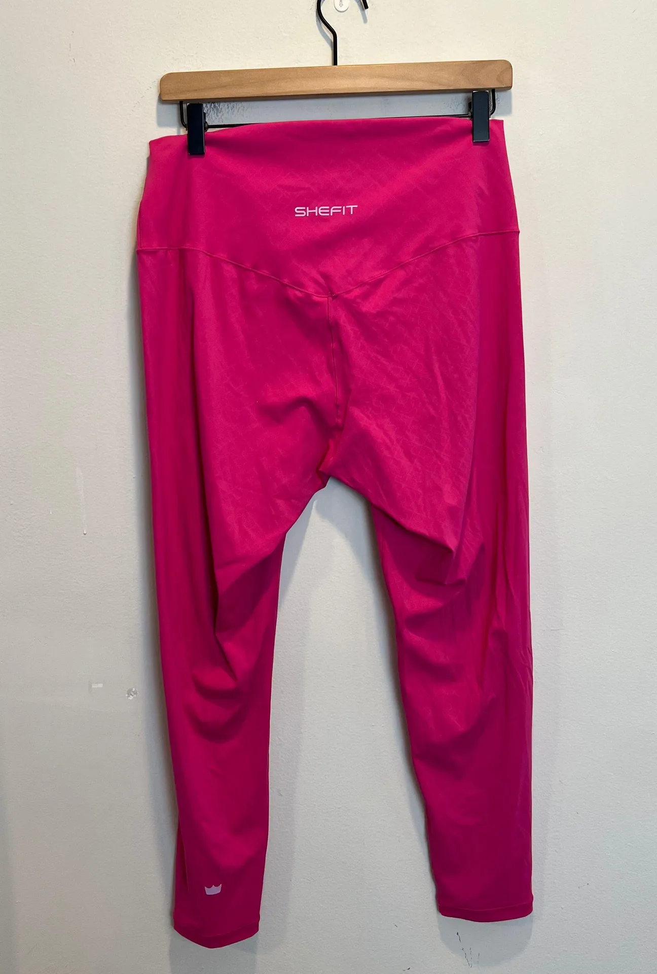 SHEFIT- Boss Leggings Berry Pink Athletic Workout Training Running Gym Yoga - Image 5