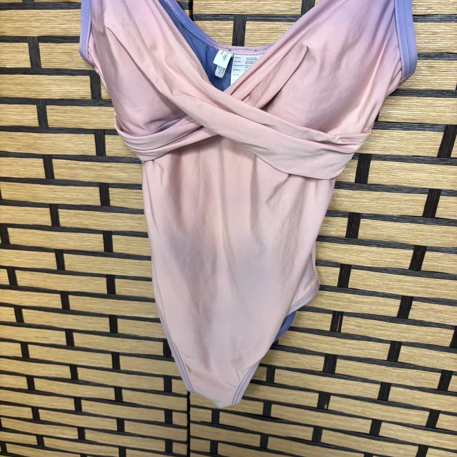 Calvin Klein Pink And Purple Ombré One Piece Swimsuit Size‎ 8 - Image 4
