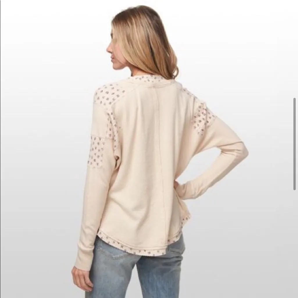 Free People Heart to Heart floral henley - Image 5