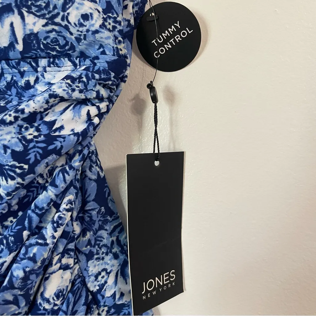 NWT Jones New York Floral Tummy Control Swimsuit | Size: Large - Image 4