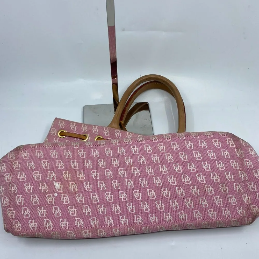 Dooney & Bourke Medium Fabric Handbag - Image 4