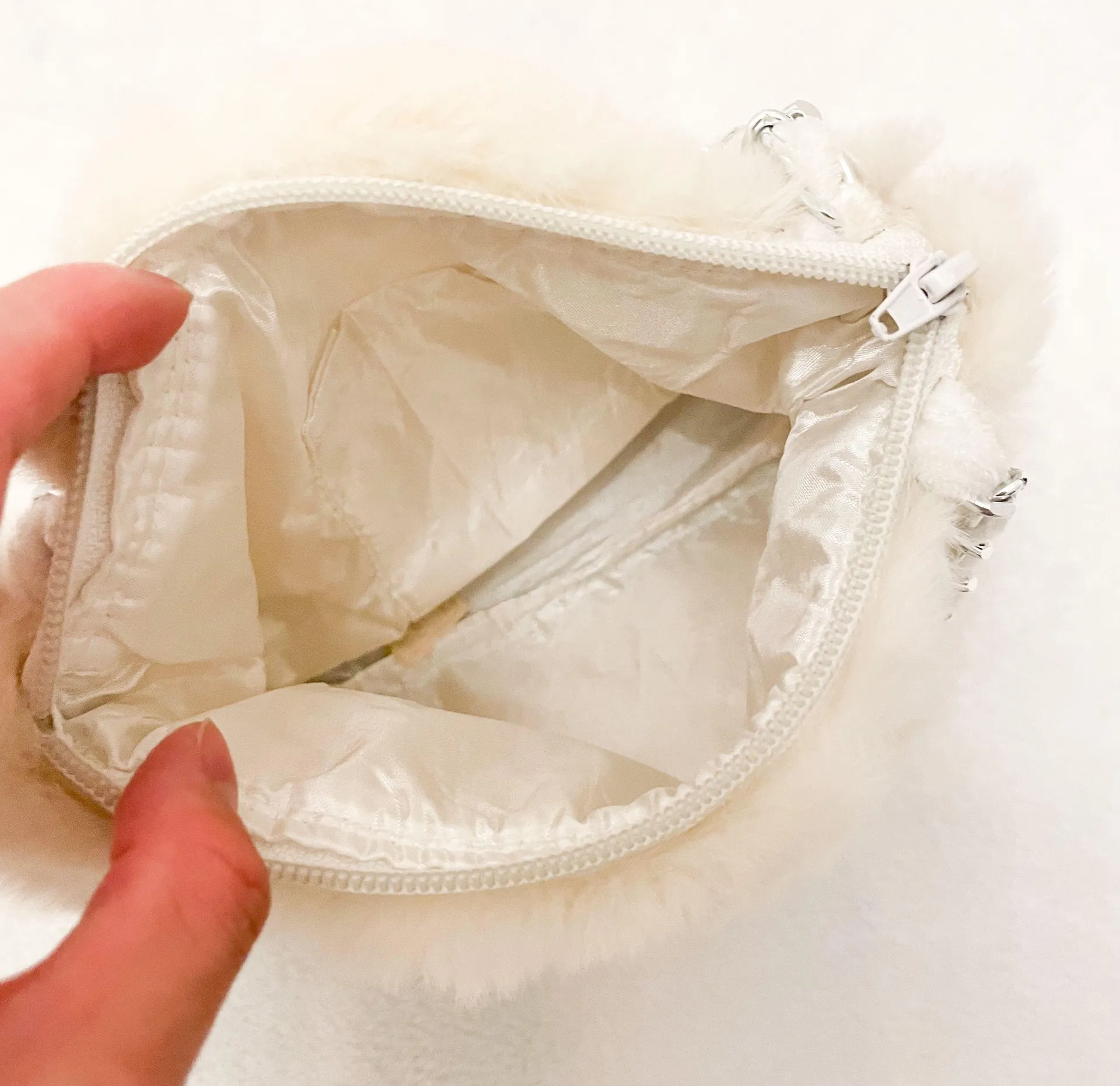 White Fur Handbag - Image 2