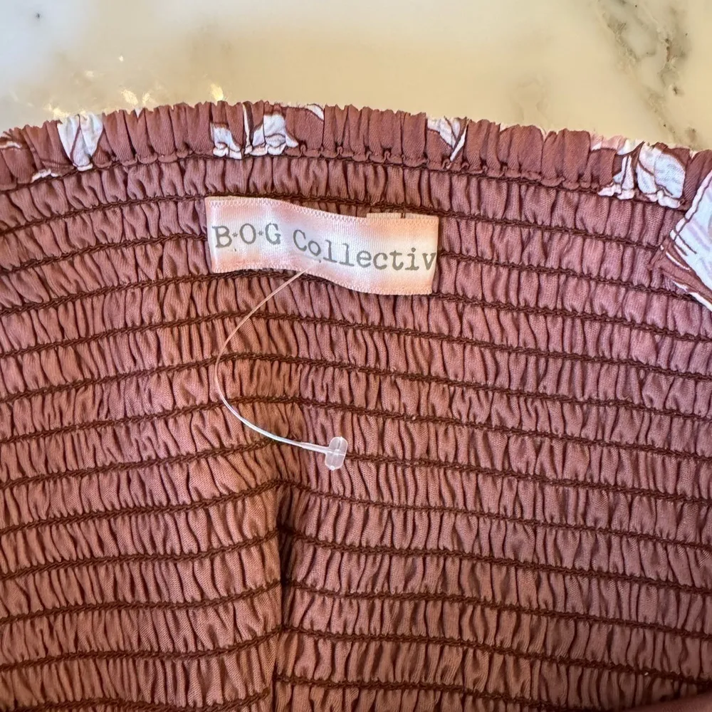 NWOT BOG Collective brown floral crop top - Image 5