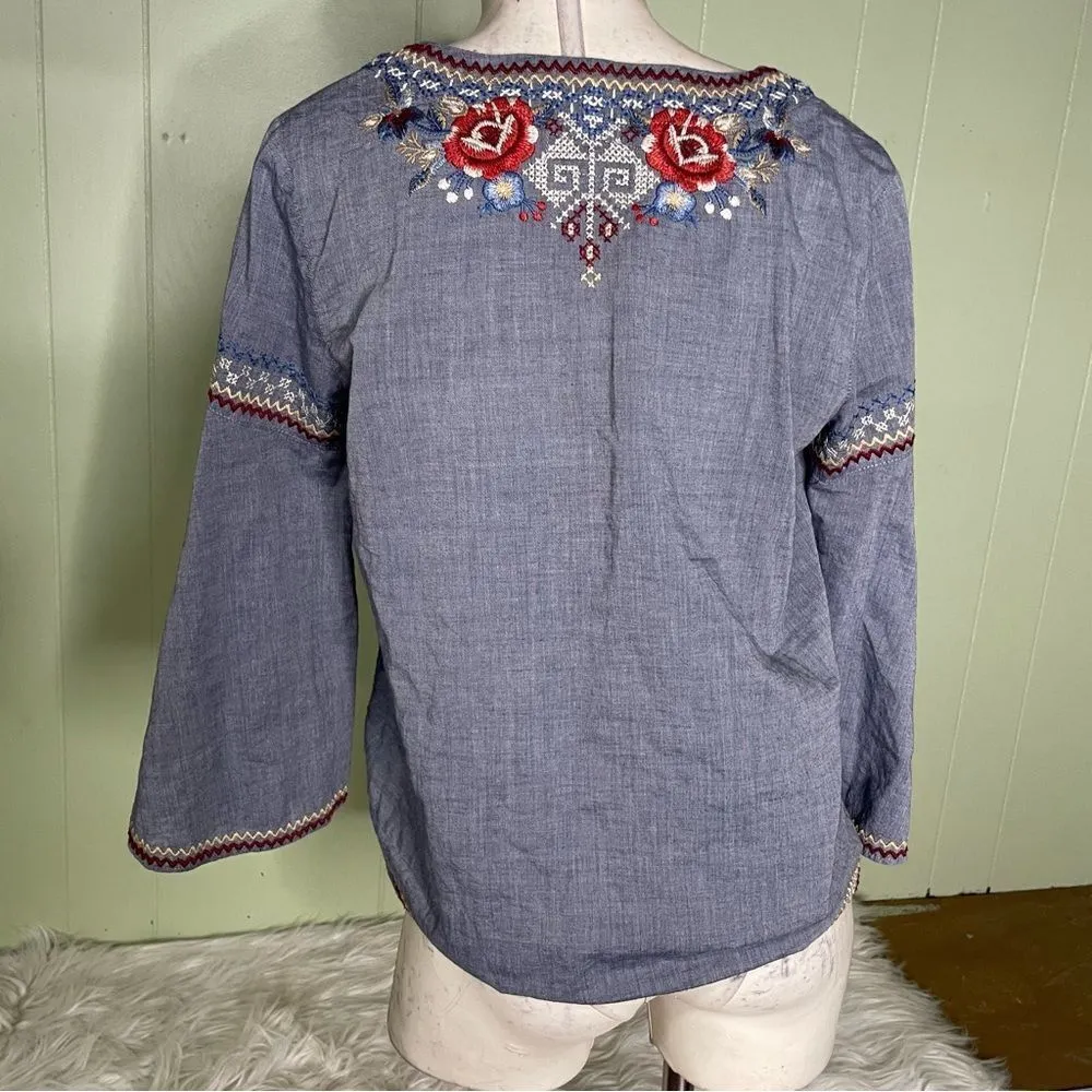 Johnny Was Workshop Chambray‎ Peasant Top
Small Embroidered Bell Sleeves Small - Image 4
