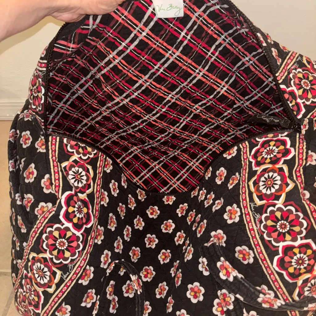 Vera Bradley Black and Red Floral Travel Duffle Bag - Image 7