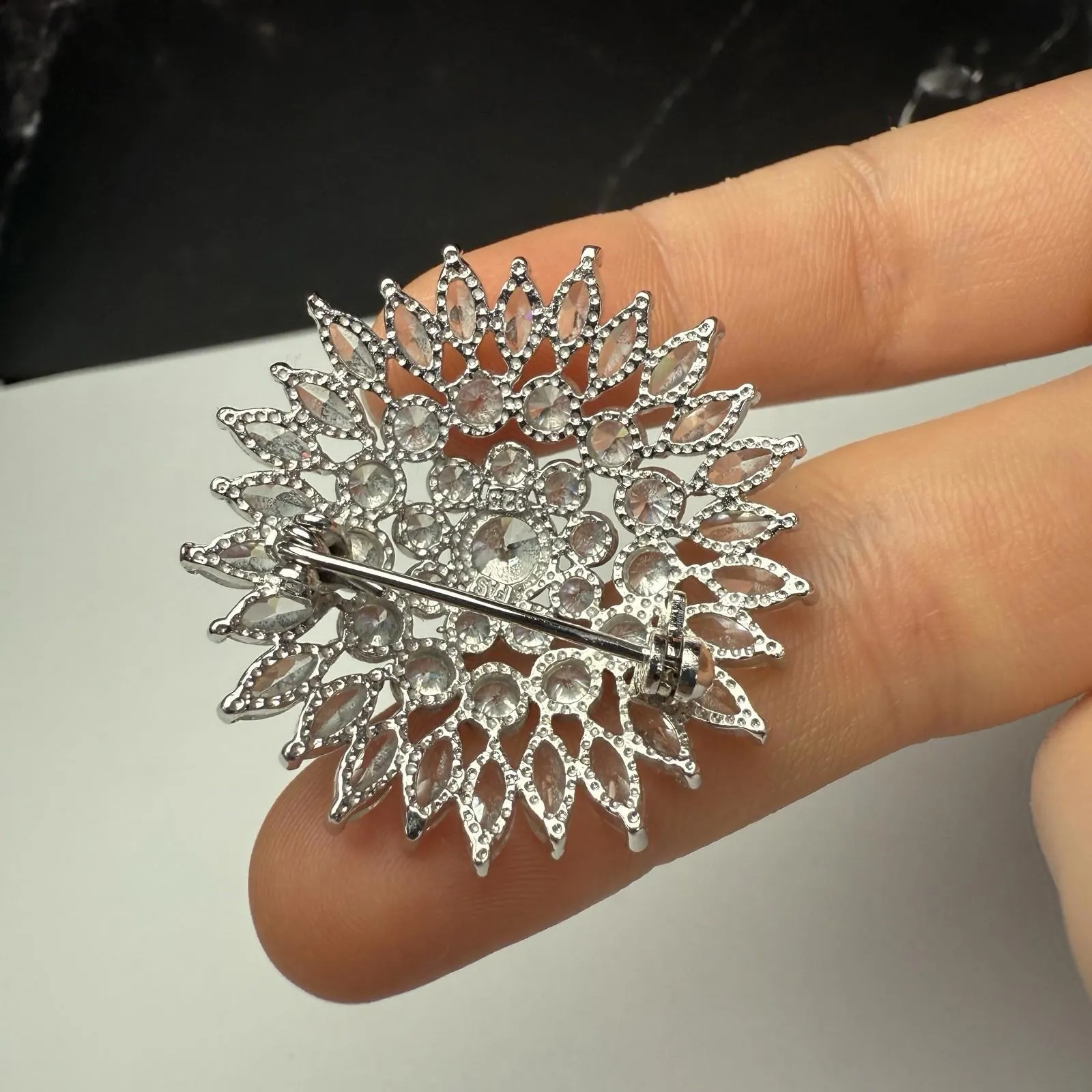 FAS CZ Cubic Zirconia Silver Tone Round Brooch Pin - Image 8