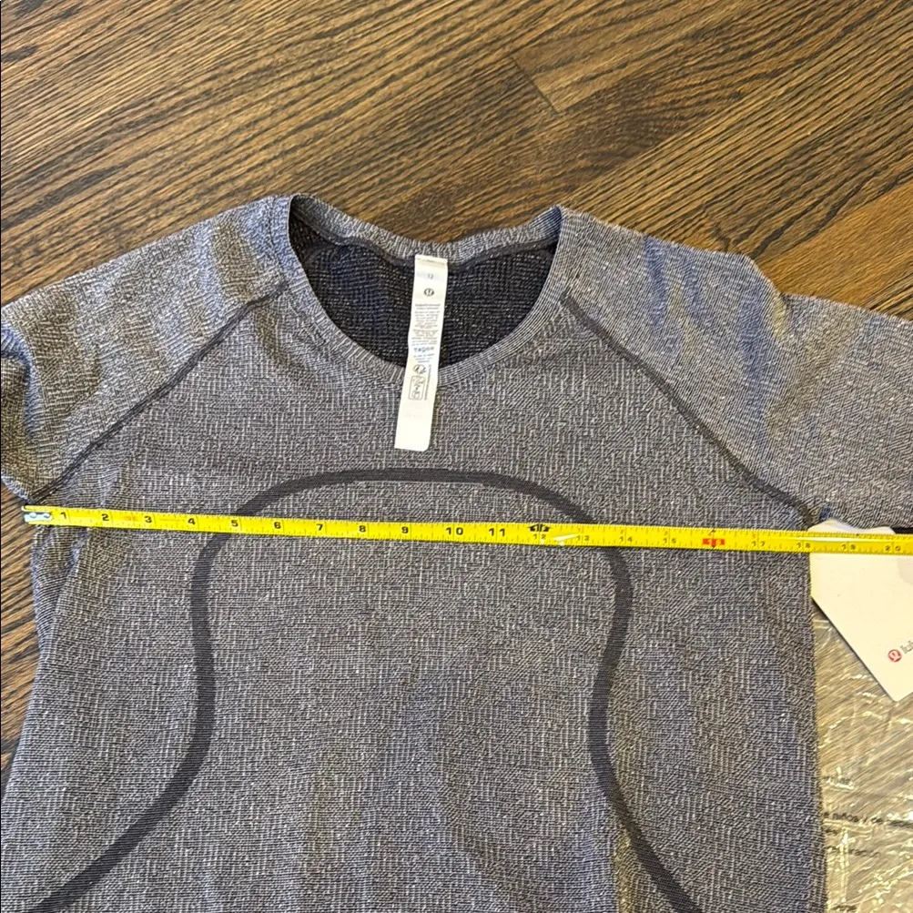 Lululemon Swiftly Tech Long-Sleeve Shirt 2.0 Waist Length Sparkle NWT size 12 - Image 11