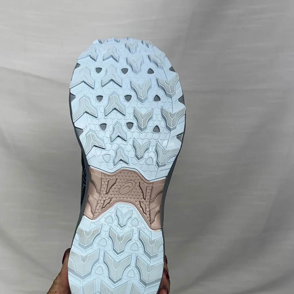 Asics Womens Gel Venture 9.5 Like New - Image 5