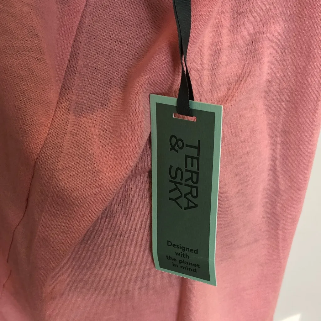 Terra & Sky Pink Graphic Tee with Leopard Design - Image 5