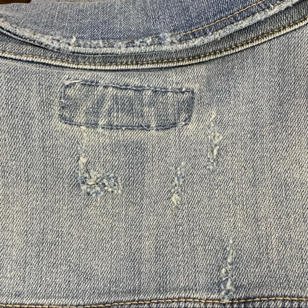 Torrid Denim Jean Jacket Medium Wash Blue Stretch Trucker Slightly Distressed - Image 11