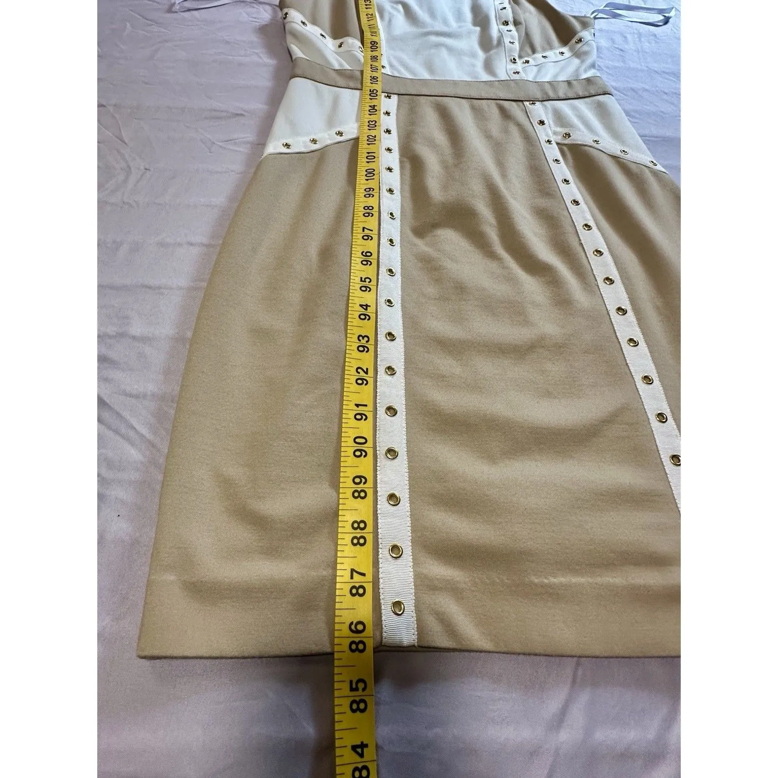 Bebe color block bandage dress in shades of beige and cream, size M - Image 4