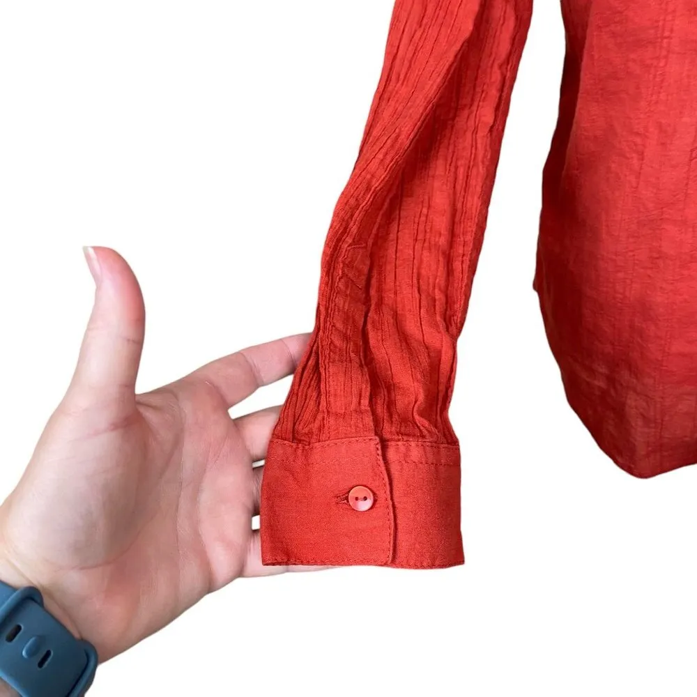 long-sleeve blouse, size Medium, gauzy, crinkly fabric, pockets - Image 5