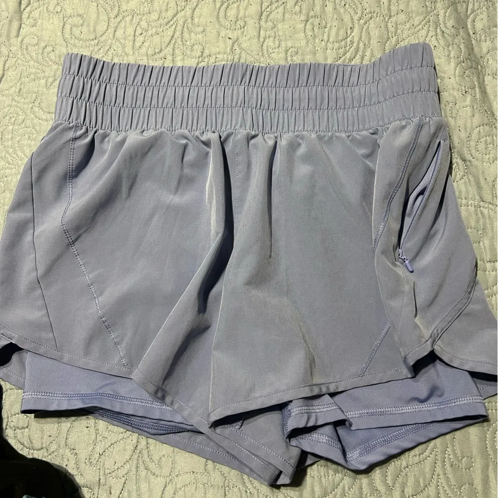 AVIA  Purple MOISTURE WICKING RUNNING SHORT Elastic Waist ZIP Pocket Sz M(8-10) - Image 2