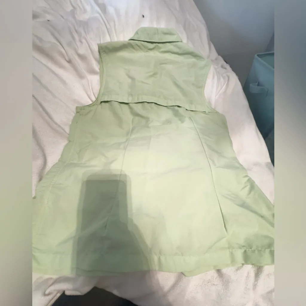 LL Bean Vest Womens‎ Medium Vented Mesh Lined Pockets Fishing Outdoor Hike Green - Image 10
