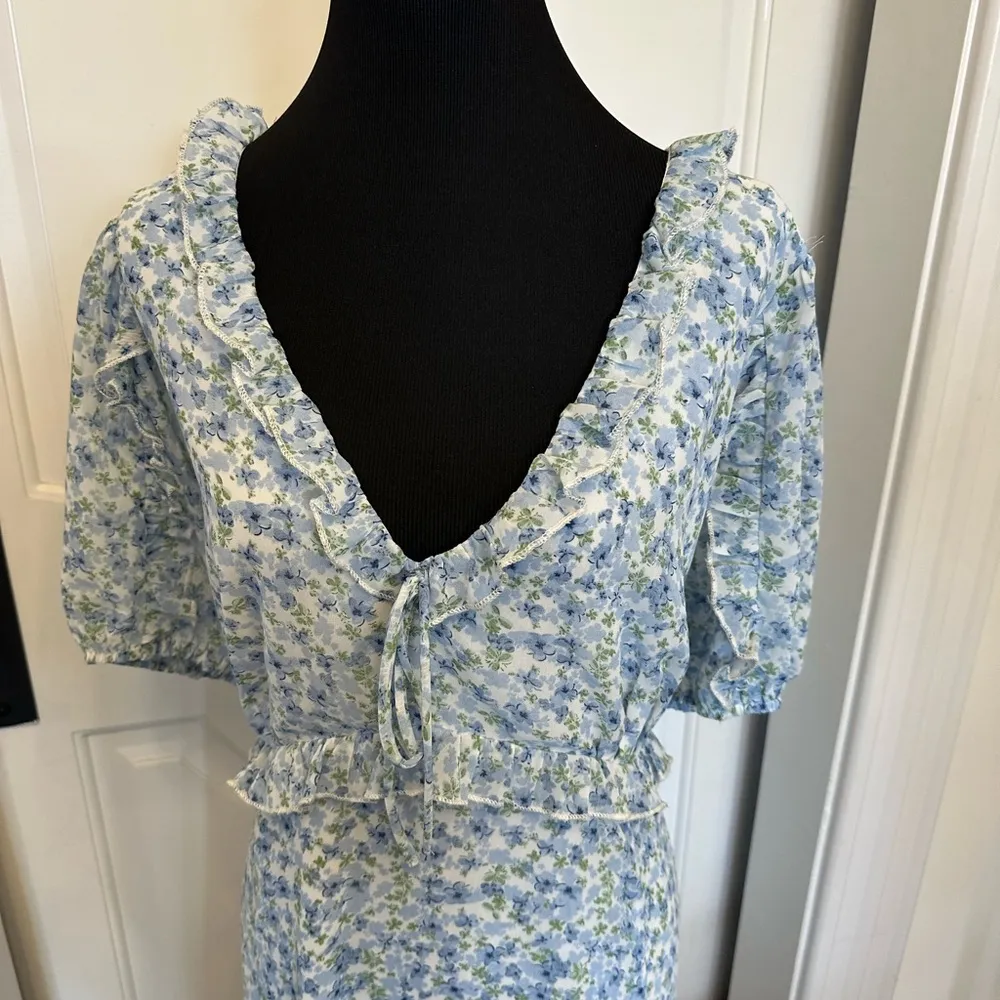 Arula B Short Sleeve Floral Blue Dress Bohemian Flowy Plus Size Altar’d State - Image 7