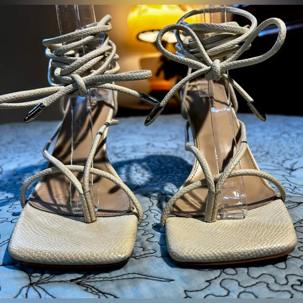 SIMMI LONDON  Snake Embossed Cream Square Strappy Lace Up Stiletto Heels Sz 8 - Image 3