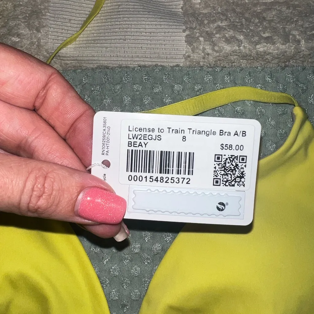 NWT Lululemon | size 8 | license to train triangle bra - Image 4