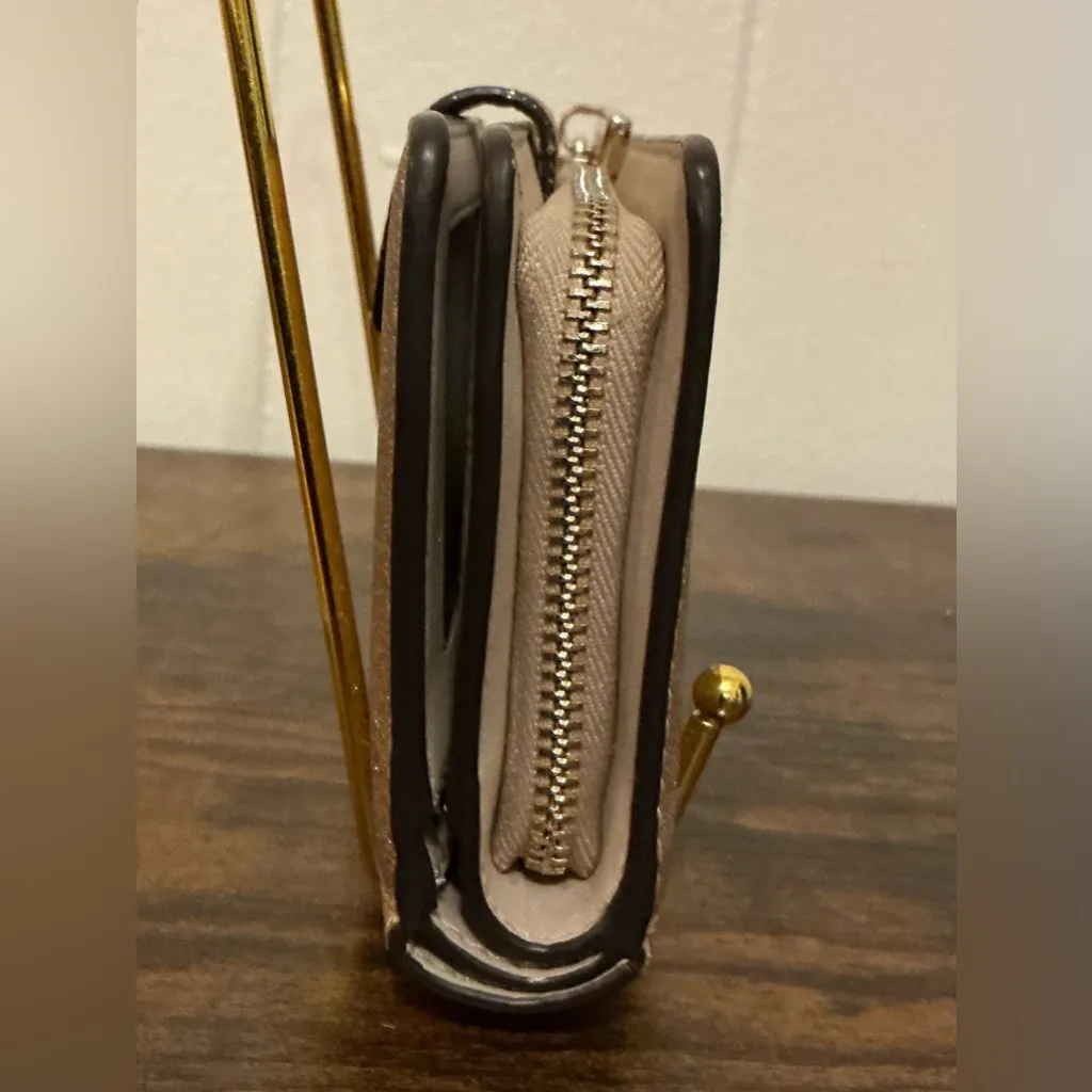 Rare Vintage Kate Spade Leather Medium Compact Bifold Wallet Shimmy Glitter Pink - Image 3