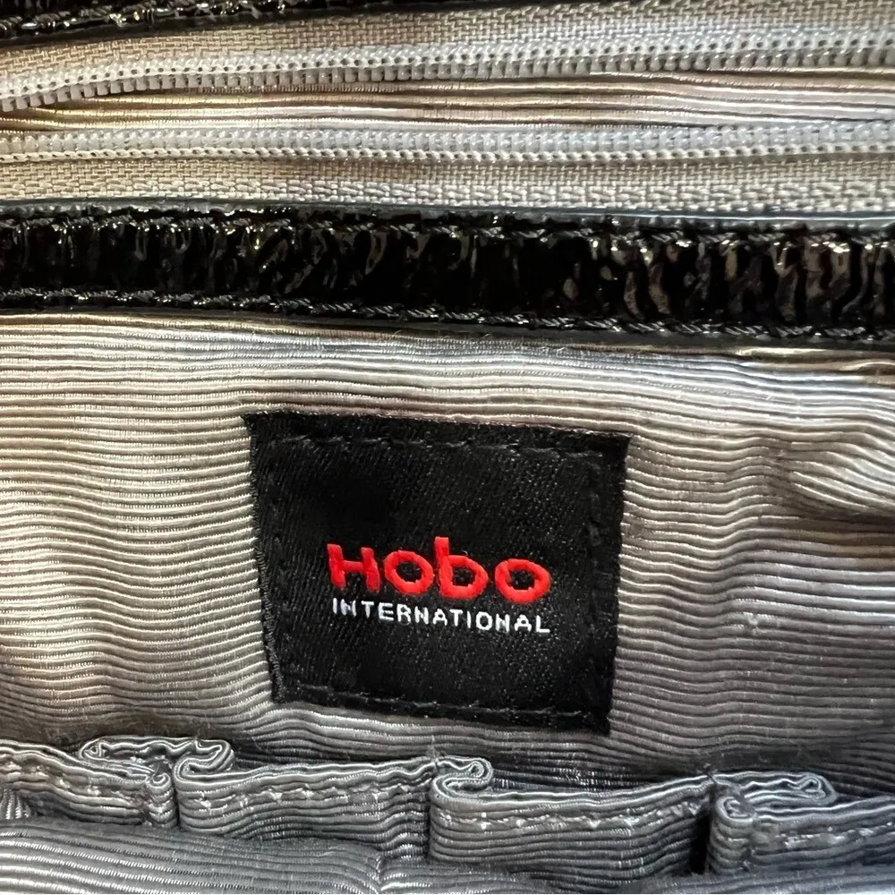 Vintage HOBO Intl Black Croc Embossed Patent Leather Silver Metal Handle Bag - Image 7