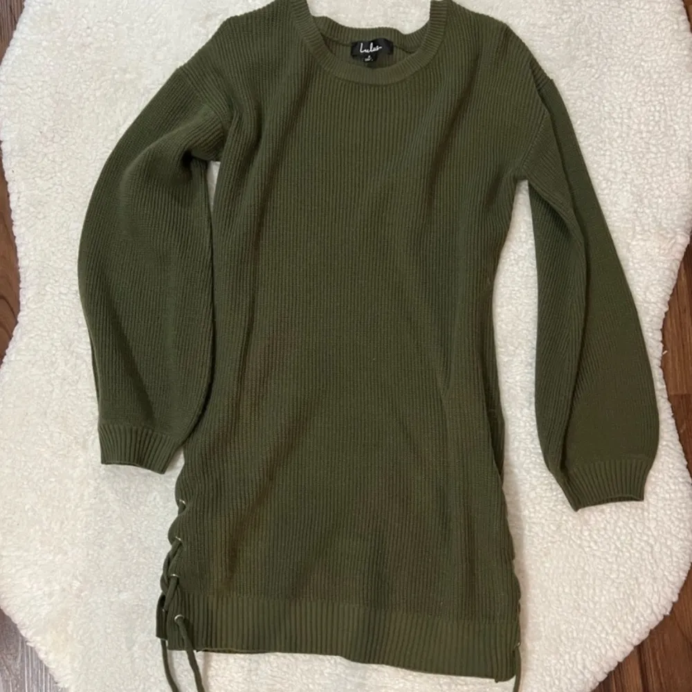 Lulus Lalianna Olive Green Balloon Sleeved Lace-up Sweater dress - Image 4