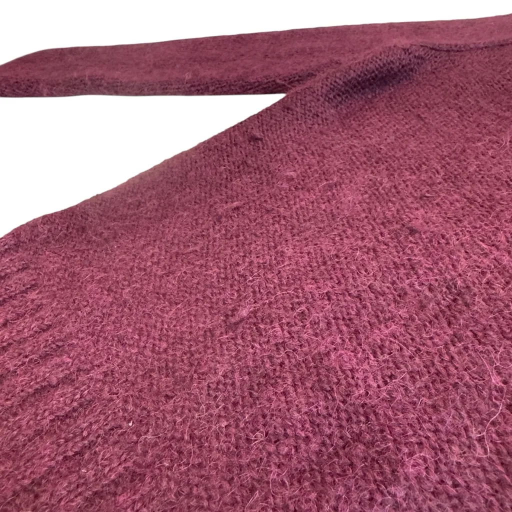 Pacas Alpaca Virgin Wool Blend Burgundy V Neck Knit Sweater Size M Peru !SHEDS!! Purple Size M - Image 10