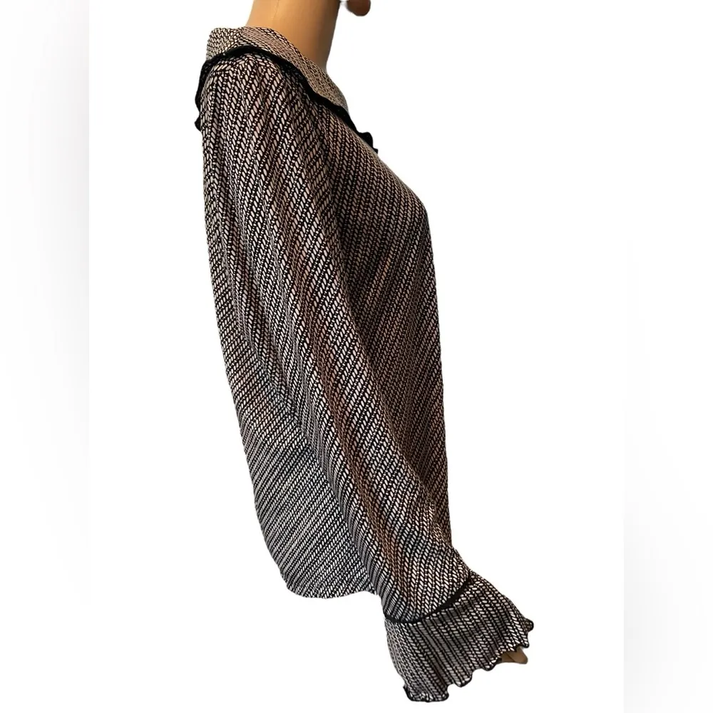 Notations Vintage Y2K Tan Black Goth Grunge Witchy Whimsygoth Alt Ruffle Top - Image 3