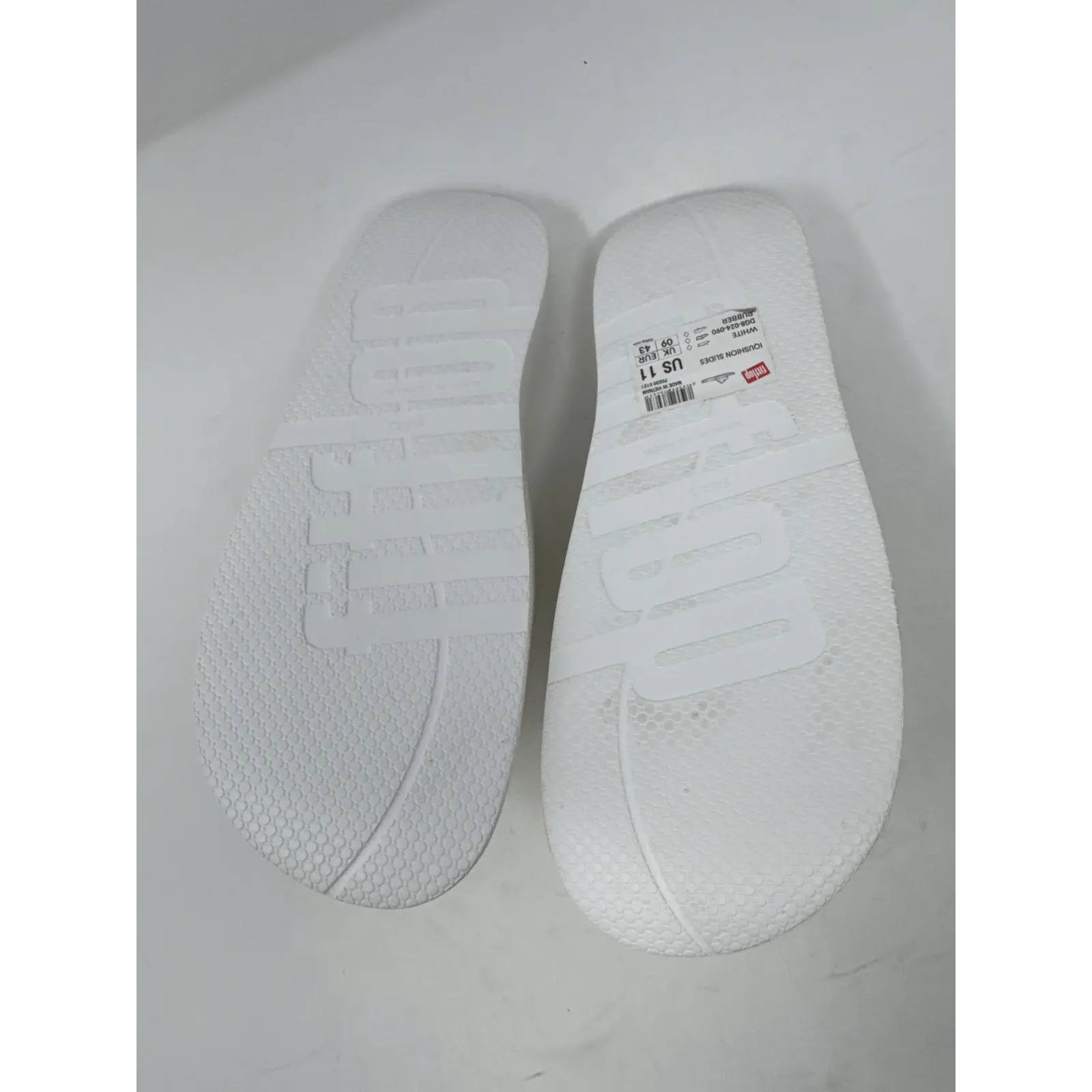 Brand New, Fitflop Women's Size 11 White Rubber Slip On Slides Sandals Pillow - Image 4