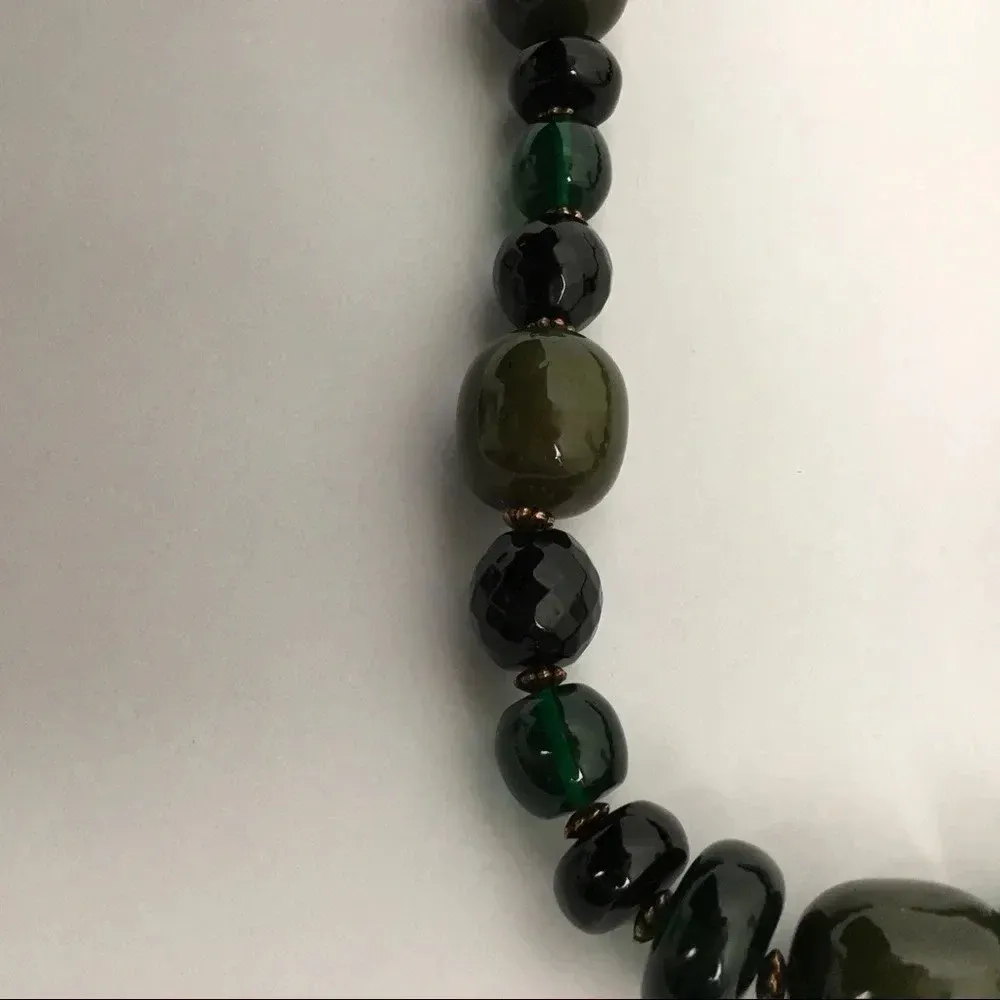 Olive Green And‎ Black Beaded Necklace - Image 2