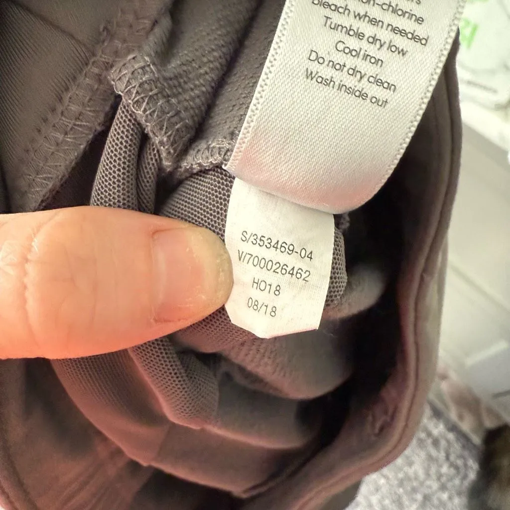 Athleta Women’s 2P Grey Headlands Hybrid Pant - Image 6