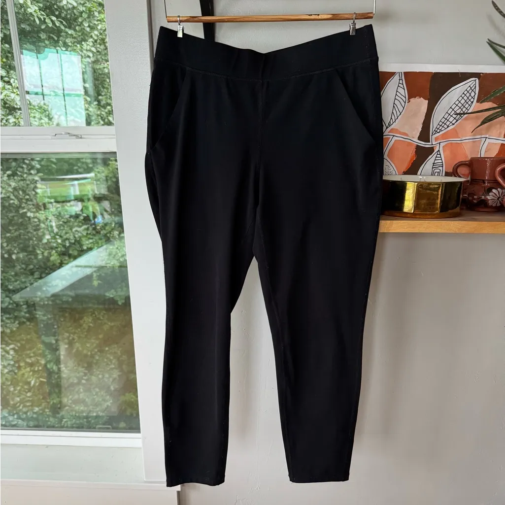 Yogaliscious Black Tapered Leg Elastic Waist Lounge Pant Pockets Size Small - Image 9