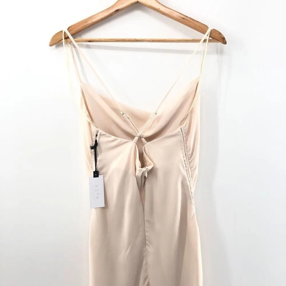 ASTR the Label Claire Mini Dress in Cream‎ - Image 7