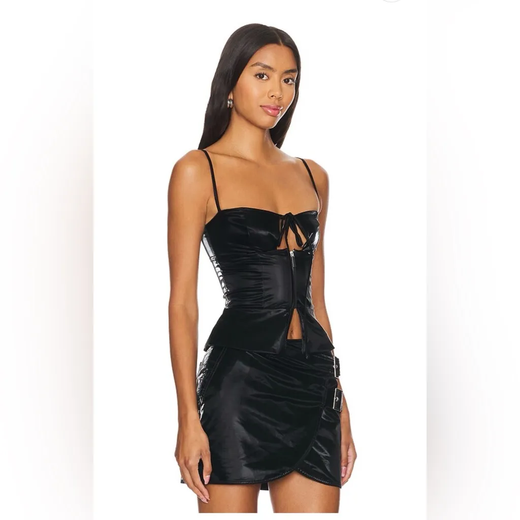WeWoreWhat Faux Patent Leather Peplum Corset Top, size M - Image 2