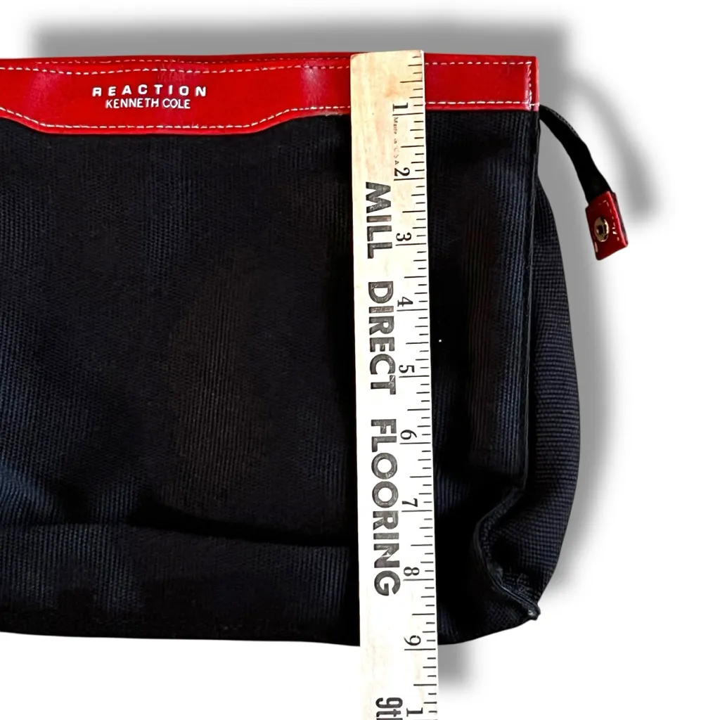 KENNETH COLE Reaction Toiletries Cosmetic Makeup Pouch Bag Zippered Clutch Style - Image 9