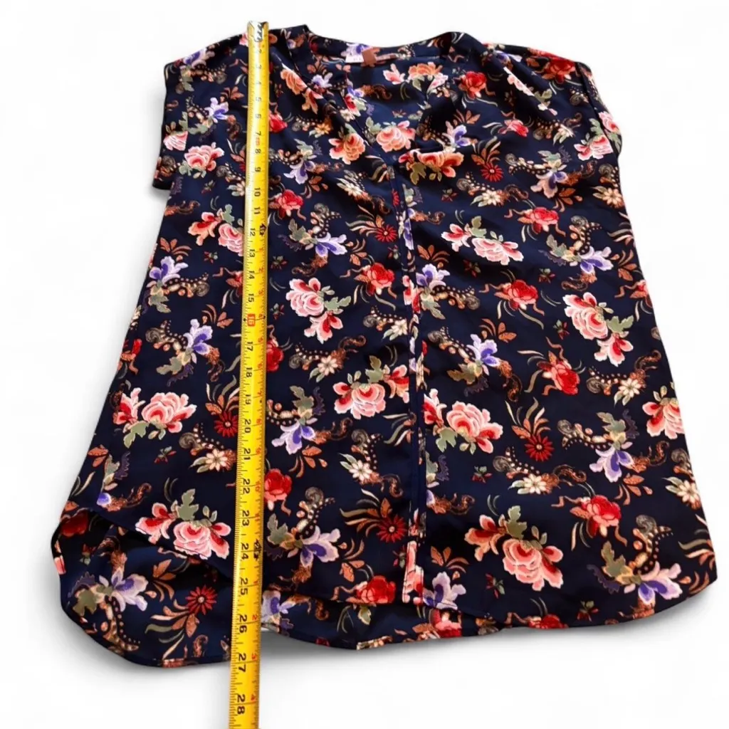 Philosophy Size S Navy Blue Floral Blouse V-Neck Cuffed Sleeve Dark Moody Print - Image 4