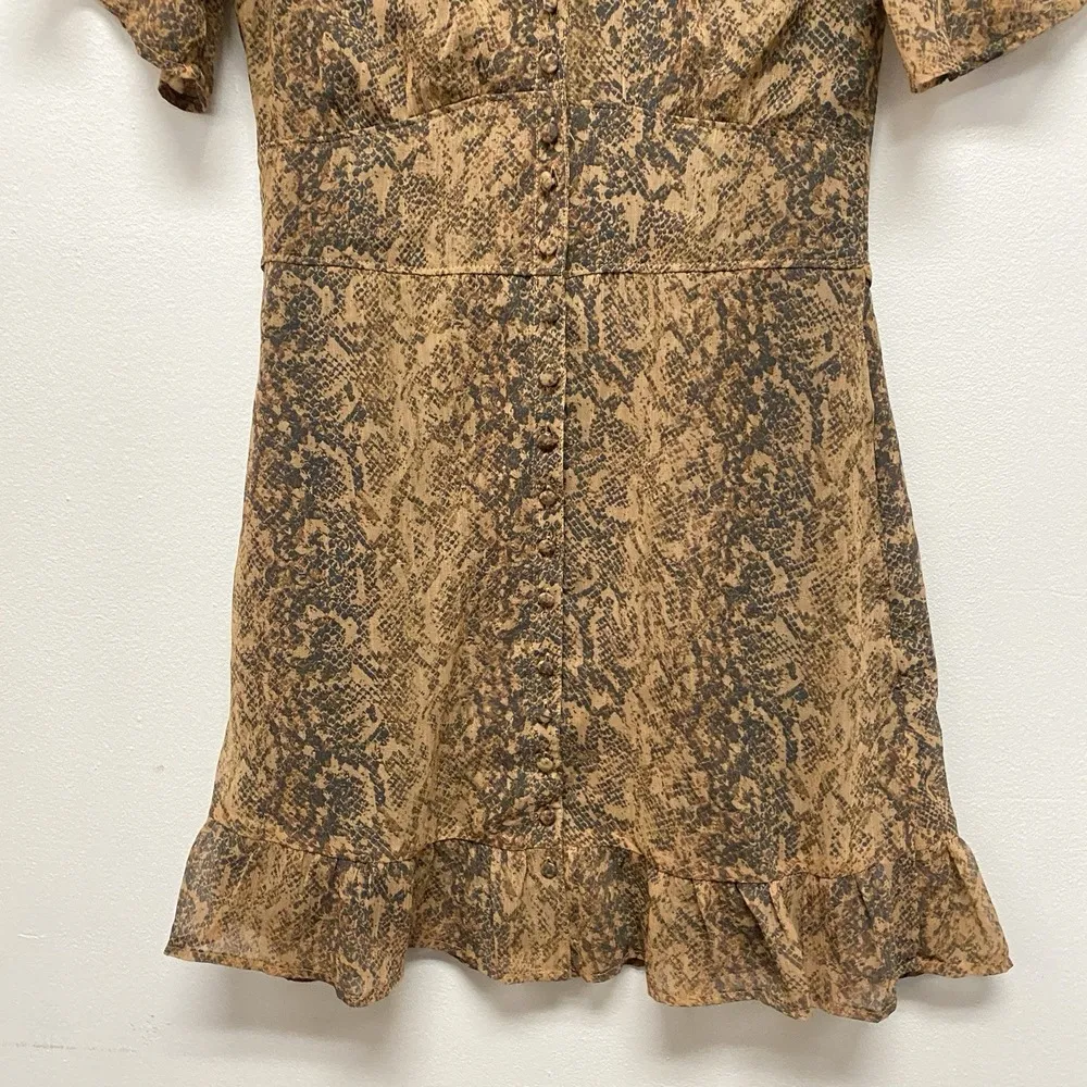 Abercrombie & Fitch Women Small Dress Short Sleeve Vneck Button Up  Animal Print - Image 3