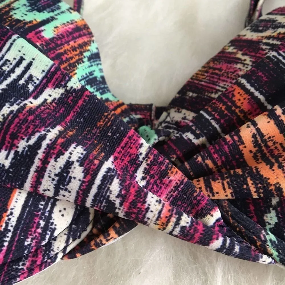 Ninety Six Degrees Tribal Print Push Up Bikini Top Medium Padded Adjustable Swim Purple - Image 4