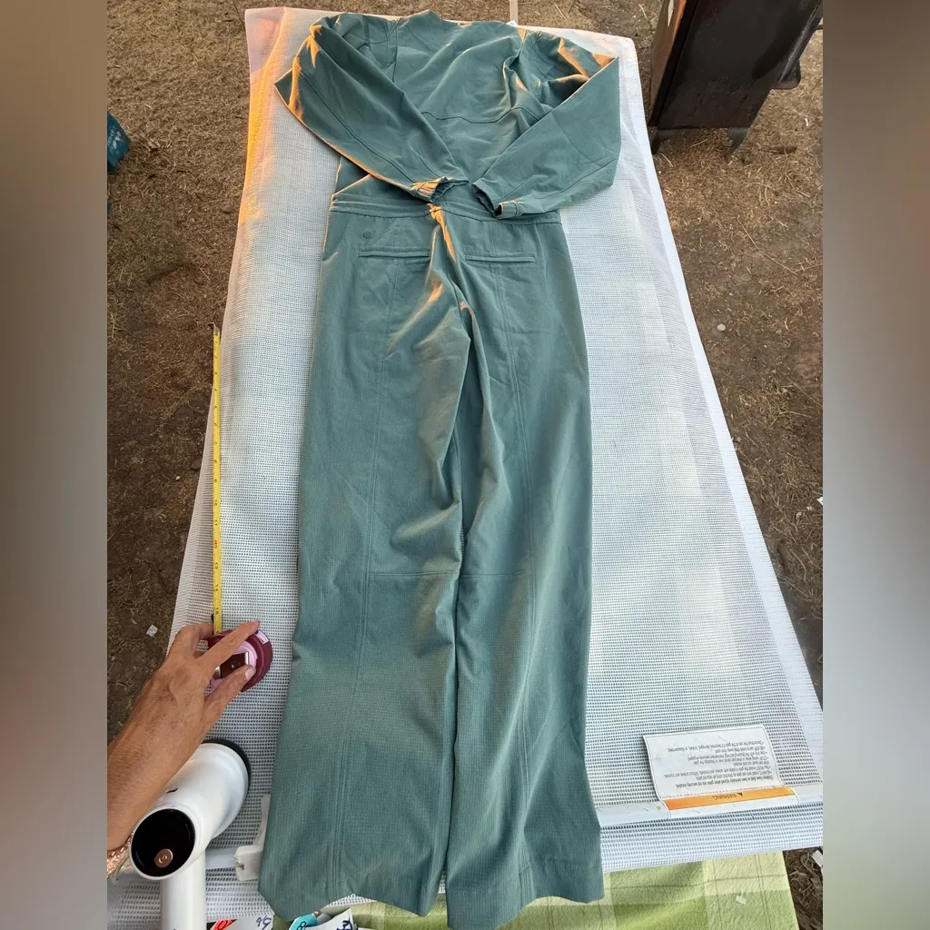 NWOT LULULEMON  VENTLIGHT ZIPPER JUMPSUIT WOMENS SIZE 0 - Image 13