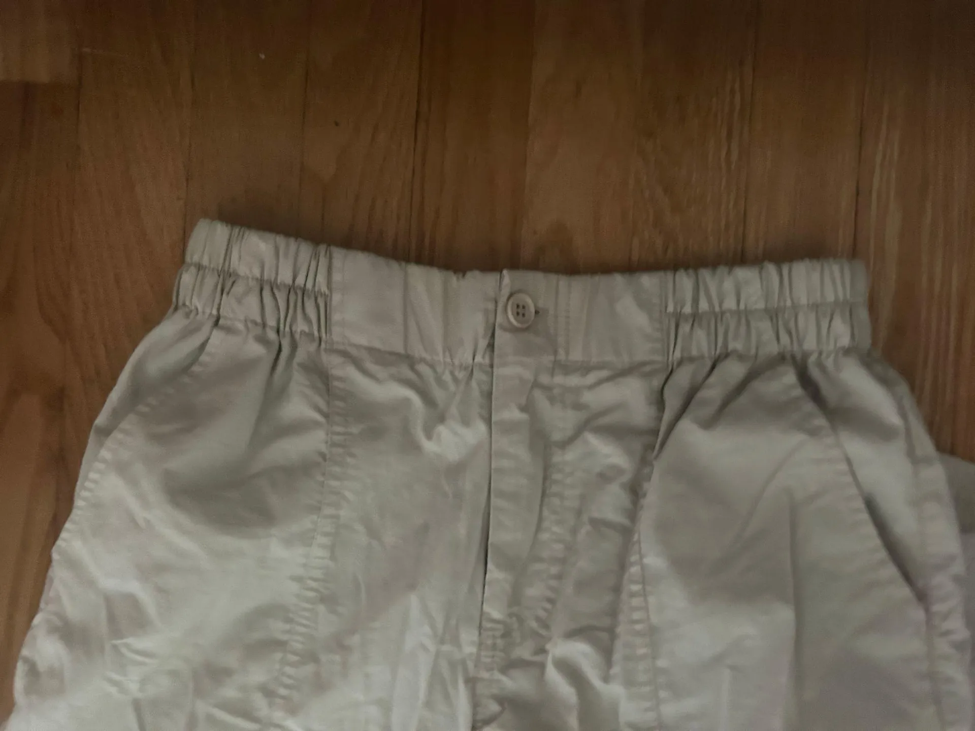 Forever 21 Tan Cargo Pants - Image 4