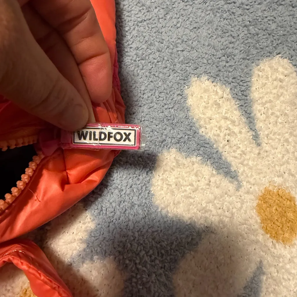 Wildfox Orange and Pink Lip-Patterned Tote - Image 4