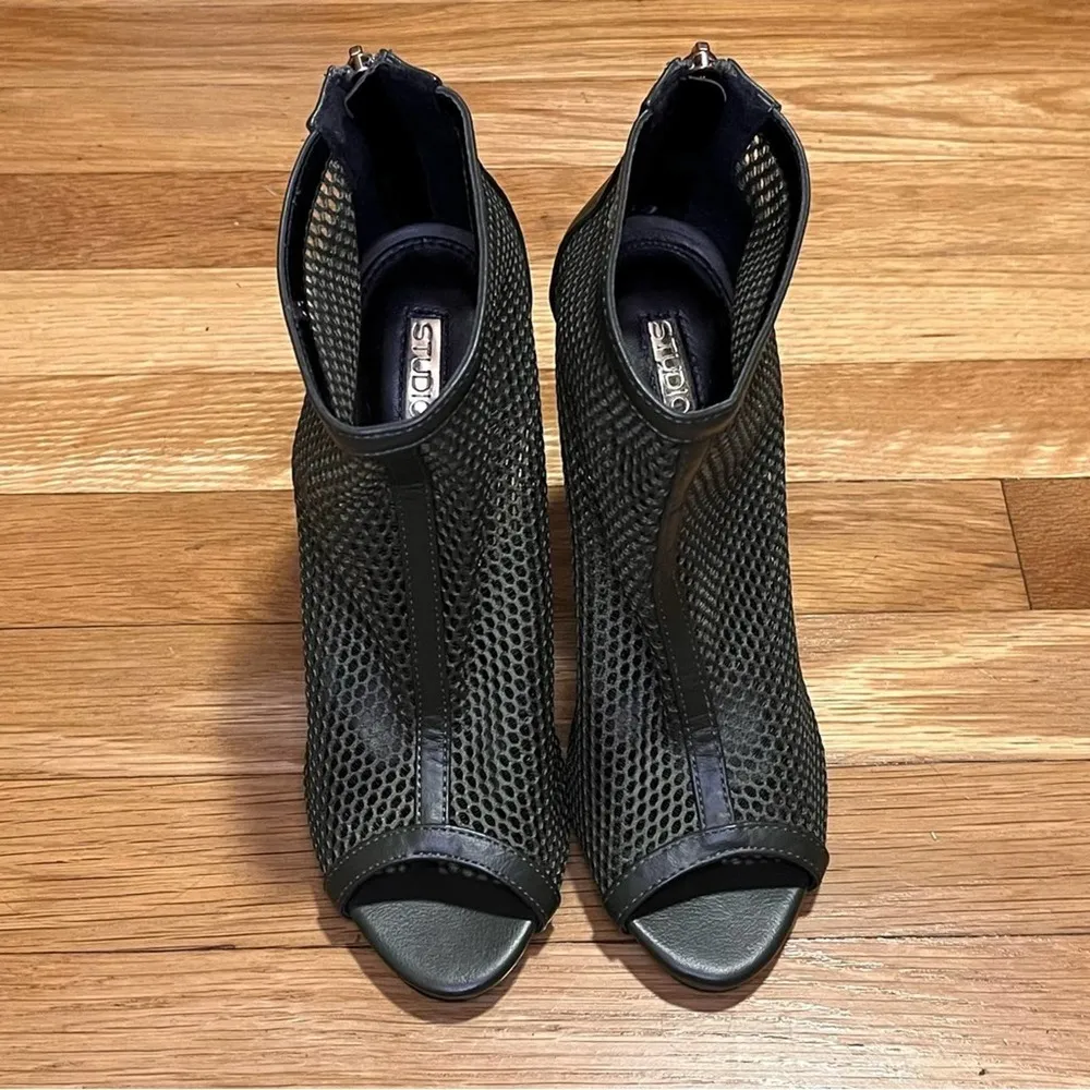 Studio F Fishnet Peep - Image 20