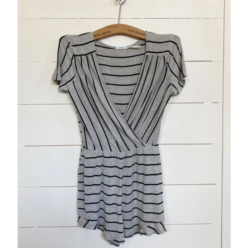 Urban Outfitters Kimchi Blue Gray Black Stripe Surplice Faux Wrap Romper‎ - S - Image 3