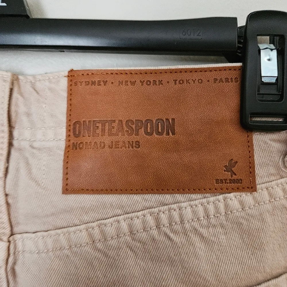 One Teaspoon Jeans Nashville Stone Nomad Mid Waist Vintage Fit Cream Beige - Image 8