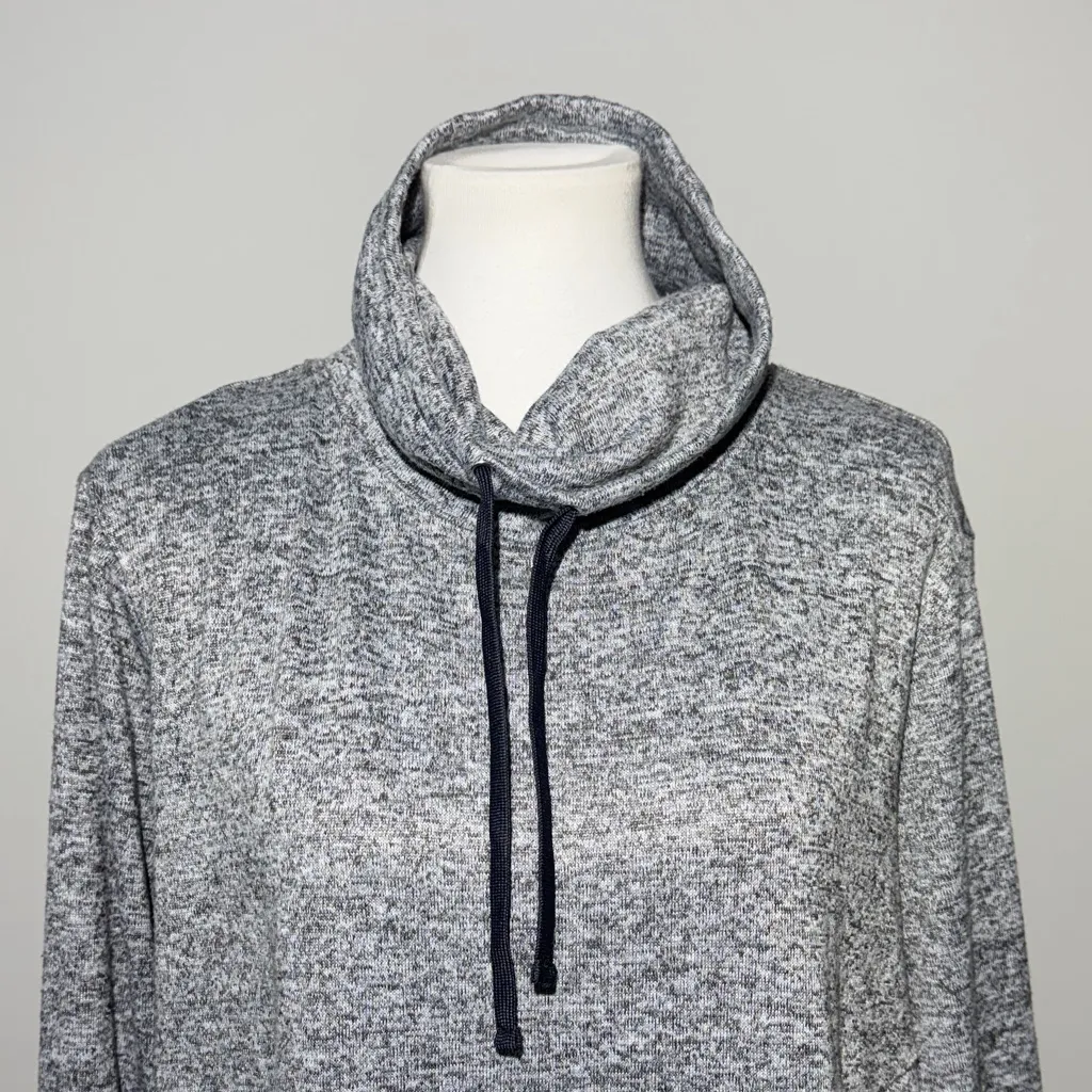 Old Navy Active Gray Funnel Neck Pullover Sweatshirt Women's XL - Image 5