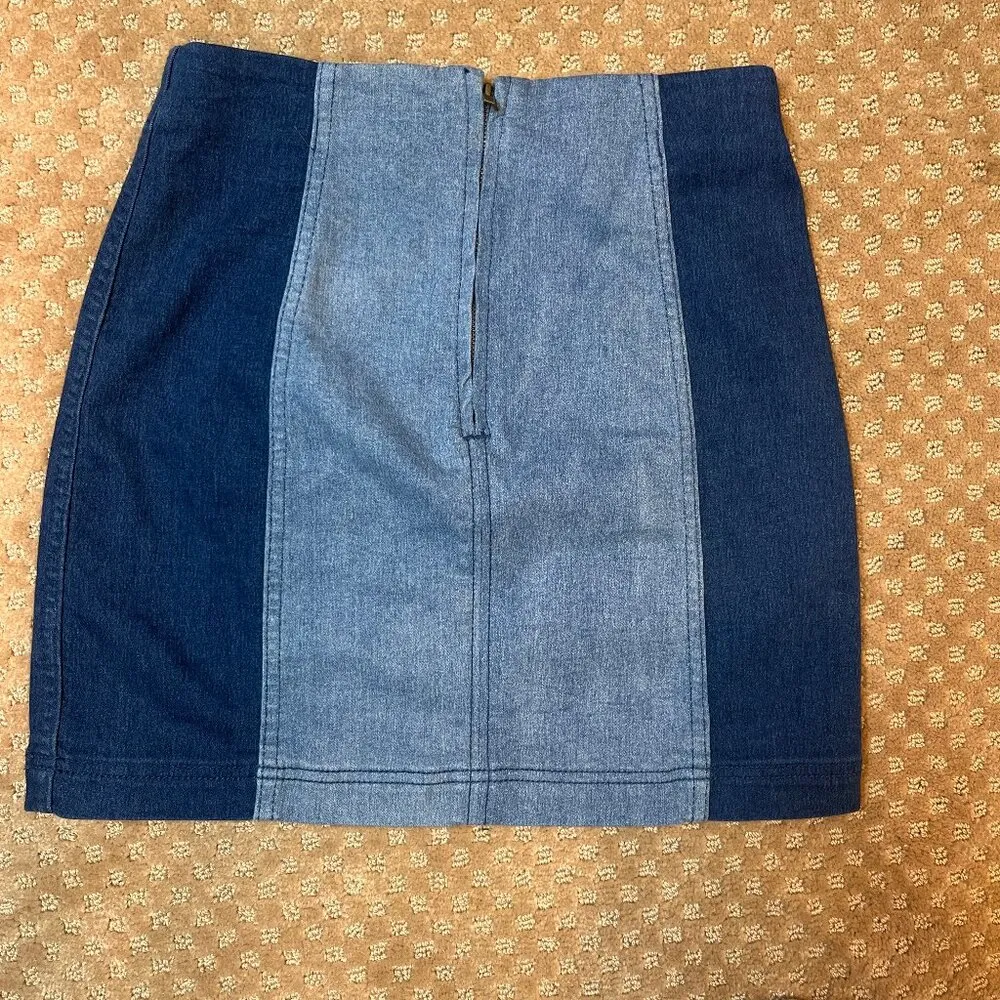 Free People Patchwork Denim SZ 4 Mini Skirt Stretchy y2k Hannah Montana 90s - Image 6
